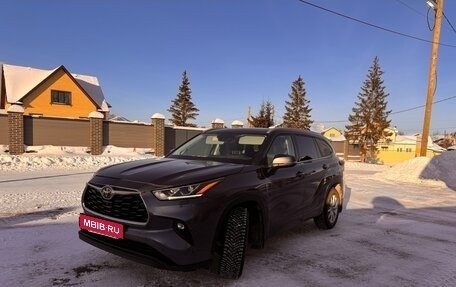 Toyota Highlander, 2021 год, 6 500 000 рублей, 17 фотография