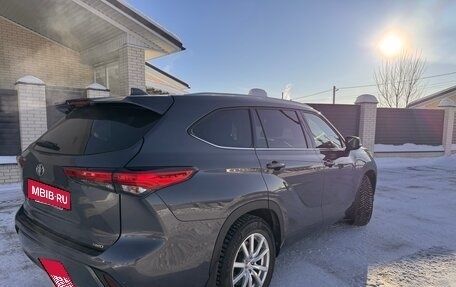 Toyota Highlander, 2021 год, 6 500 000 рублей, 13 фотография