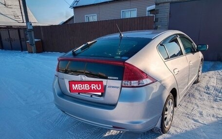 Honda Insight II рестайлинг, 2010 год, 1 050 000 рублей, 8 фотография