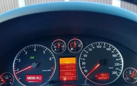 Audi A6, 2001 год, 650 000 рублей, 8 фотография