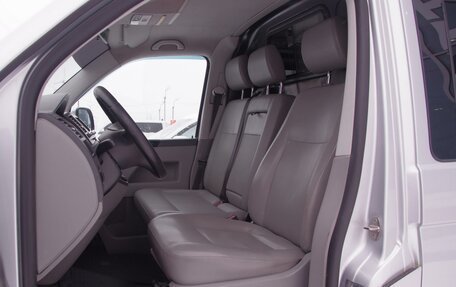 Volkswagen Transporter T5 рестайлинг, 2011 год, 1 650 000 рублей, 7 фотография