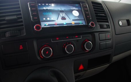 Volkswagen Transporter T5 рестайлинг, 2011 год, 1 650 000 рублей, 14 фотография