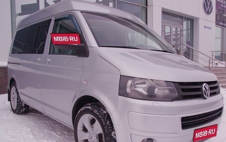 Volkswagen Transporter T5 рестайлинг, 2011 год, 1 650 000 рублей, 18 фотография