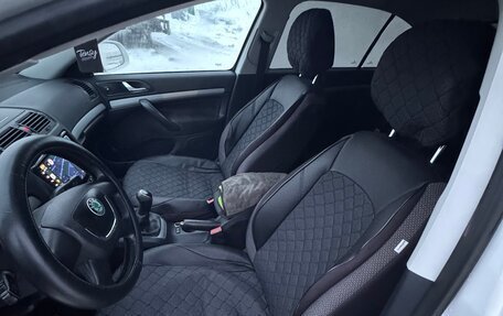 Skoda Octavia, 2012 год, 800 000 рублей, 10 фотография