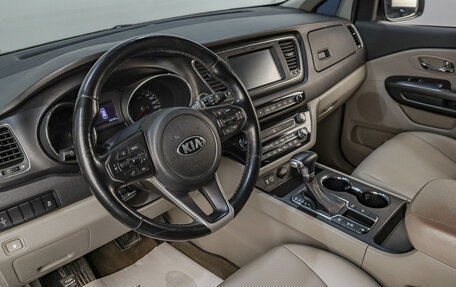 KIA Carnival III, 2019 год, 2 899 000 рублей, 9 фотография