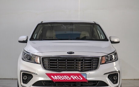 KIA Carnival III, 2019 год, 2 899 000 рублей, 2 фотография