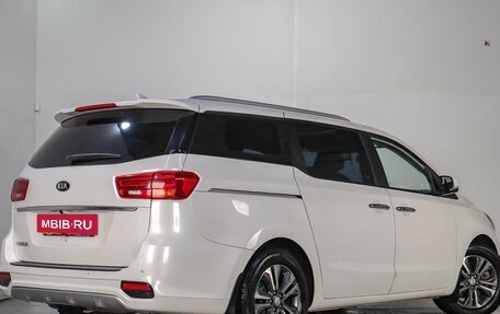 KIA Carnival III, 2019 год, 2 899 000 рублей, 5 фотография