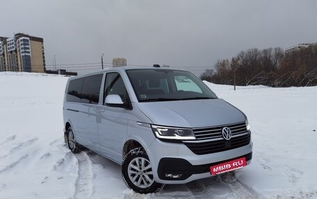 Volkswagen Caravelle T6 рестайлинг, 2021 год, 5 769 000 рублей, 6 фотография