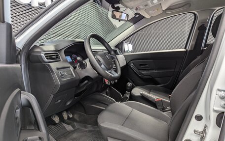 Renault Duster, 2022 год, 1 555 000 рублей, 9 фотография