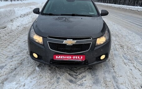 Chevrolet Cruze II, 2012 год, 750 000 рублей, 1 фотография