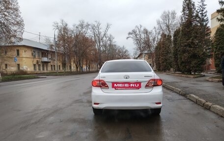 Toyota Corolla, 2011 год, 650 000 рублей, 5 фотография