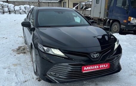 Toyota Camry, 2018 год, 2 550 000 рублей, 2 фотография