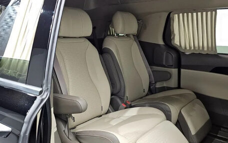 KIA Carnival, 2023 год, 7 500 000 рублей, 10 фотография