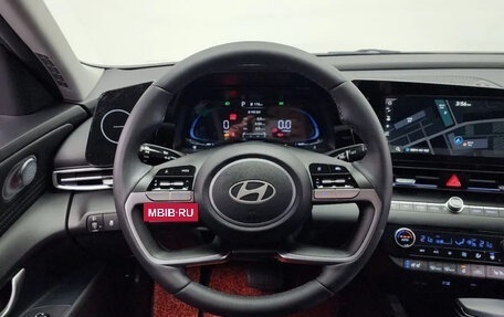 Hyundai Avante, 2024 год, 2 355 000 рублей, 13 фотография