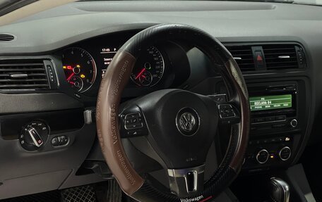 Volkswagen Jetta VI, 2012 год, 749 000 рублей, 8 фотография