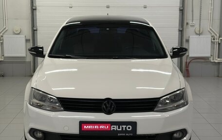 Volkswagen Jetta VI, 2012 год, 749 000 рублей, 2 фотография
