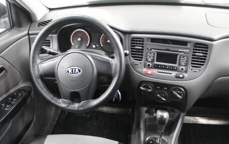KIA Rio II, 2010 год, 670 000 рублей, 11 фотография