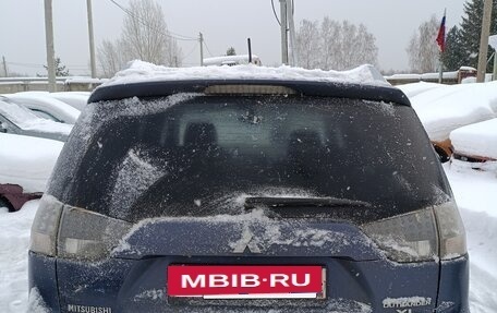 Mitsubishi Outlander III рестайлинг 3, 2008 год, 700 000 рублей, 4 фотография