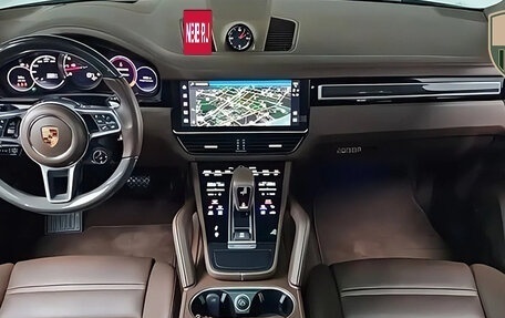 Porsche Cayenne III, 2022 год, 11 350 000 рублей, 2 фотография