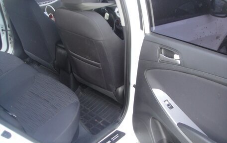 Hyundai Solaris II рестайлинг, 2016 год, 1 100 000 рублей, 8 фотография