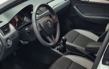 Skoda Rapid I, 2019 год, 1 500 000 рублей, 8 фотография