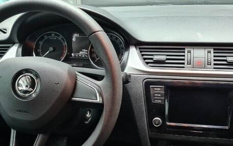 Skoda Rapid I, 2019 год, 1 500 000 рублей, 10 фотография