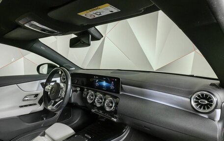 Mercedes-Benz CLA, 2020 год, 3 050 000 рублей, 13 фотография