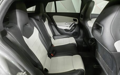 Mercedes-Benz CLA, 2020 год, 3 050 000 рублей, 16 фотография