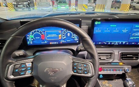 Ford Mustang, 2023 год, 6 410 000 рублей, 4 фотография