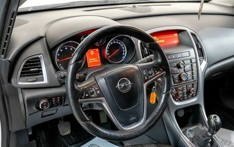 Opel Astra J, 2013 год, 630 000 рублей, 15 фотография