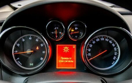 Opel Astra J, 2013 год, 630 000 рублей, 18 фотография