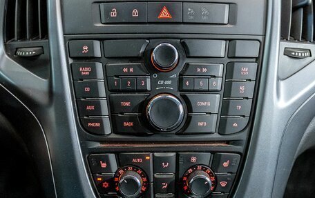 Opel Astra J, 2013 год, 630 000 рублей, 24 фотография