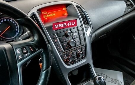 Opel Astra J, 2013 год, 630 000 рублей, 21 фотография