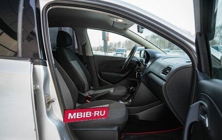 Volkswagen Polo VI (EU Market), 2013 год, 800 000 рублей, 11 фотография