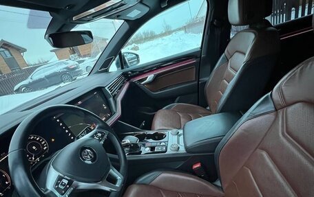 Volkswagen Touareg III, 2019 год, 6 100 000 рублей, 8 фотография