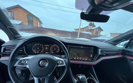 Volkswagen Touareg III, 2019 год, 6 100 000 рублей, 9 фотография