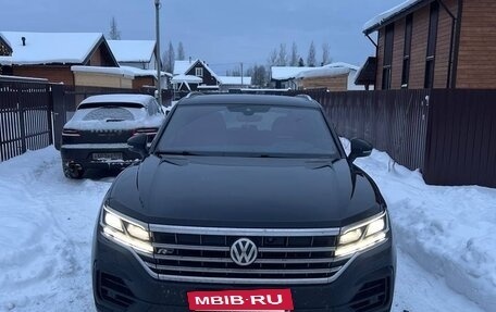 Volkswagen Touareg III, 2019 год, 6 100 000 рублей, 3 фотография