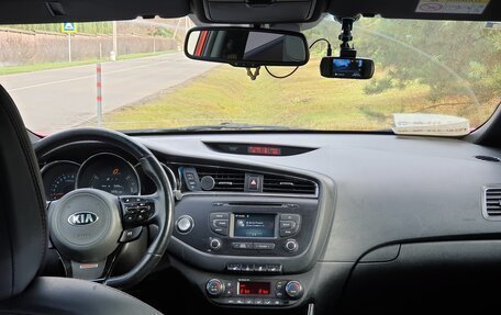 KIA cee'd GT II, 2015 год, 1 300 000 рублей, 15 фотография