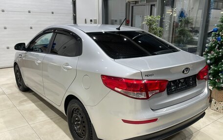 KIA Rio III рестайлинг, 2015 год, 1 049 000 рублей, 4 фотография