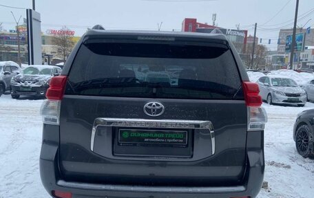 Toyota Land Cruiser Prado 150 рестайлинг 2, 2010 год, 2 298 000 рублей, 6 фотография