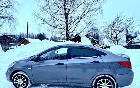 Hyundai Solaris II рестайлинг, 2013 год, 599 999 рублей, 1 фотография