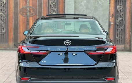 Toyota Camry, 2025 год, 5 500 000 рублей, 4 фотография