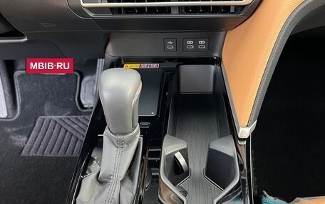 Toyota Camry, 2025 год, 5 500 000 рублей, 16 фотография