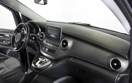 Mercedes-Benz V-Класс, 2016 год, 4 495 000 рублей, 9 фотография