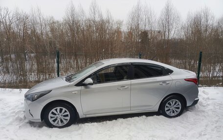 Hyundai Solaris II рестайлинг, 2020 год, 1 380 000 рублей, 3 фотография