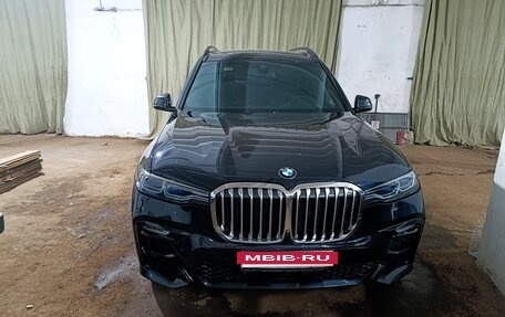 BMW X7, 2020 год, 7 000 000 рублей, 18 фотография