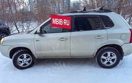 Hyundai Tucson III, 2005 год, 850 000 рублей, 2 фотография