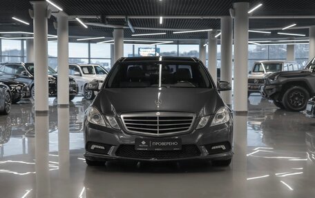 Mercedes-Benz E-Класс, 2010 год, 1 400 000 рублей, 3 фотография