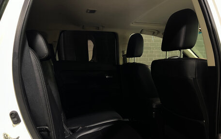 Mitsubishi Outlander III рестайлинг 3, 2015 год, 1 700 000 рублей, 12 фотография