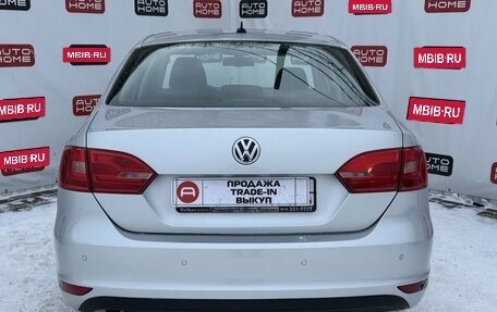 Volkswagen Jetta VI, 2011 год, 599 999 рублей, 5 фотография